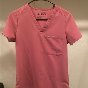 Figs women’s Pink Scrub Top